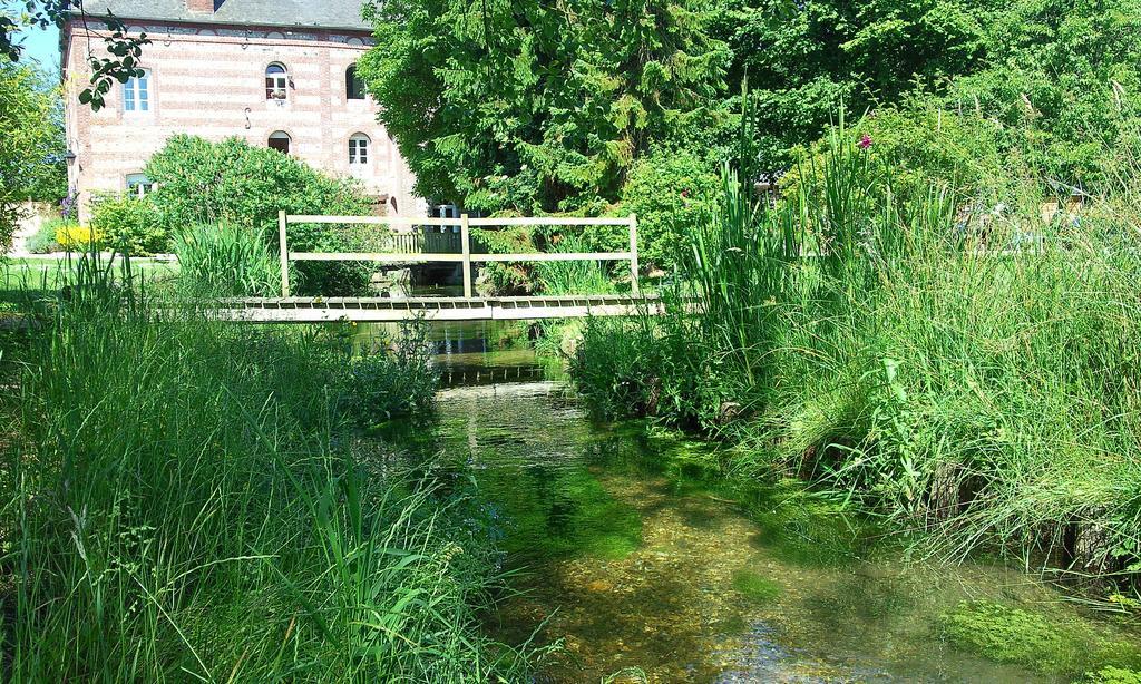 Gite De L'Ancien Moulin Valmont  Exterior photo